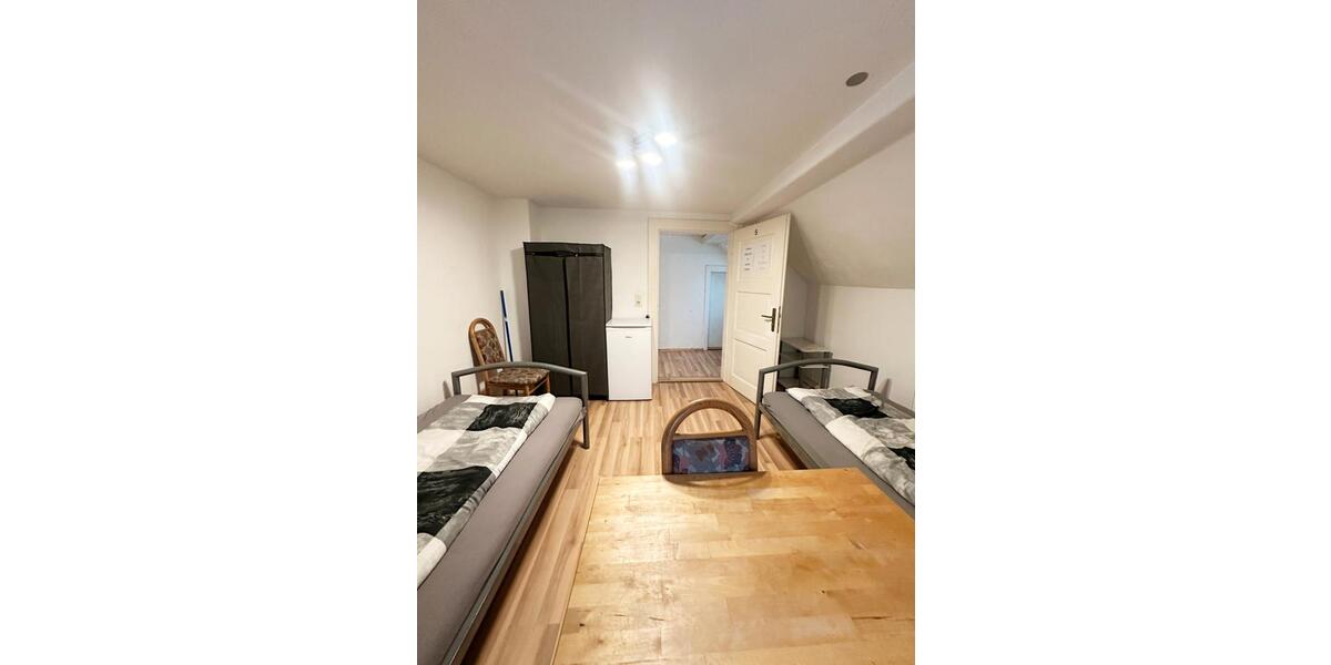 Wohnen auf Zeit Hallbergmoos - 5 Zimmer, 125 m&sup2;, 12&euro; | Angebot:26492701