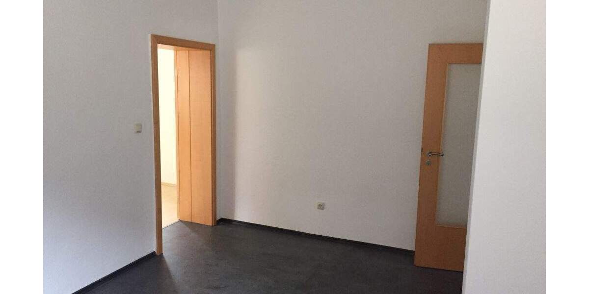 Helle und große 3,5 Zimmer-Wohnung im Zentrum von Weisendorf 3 zimmer