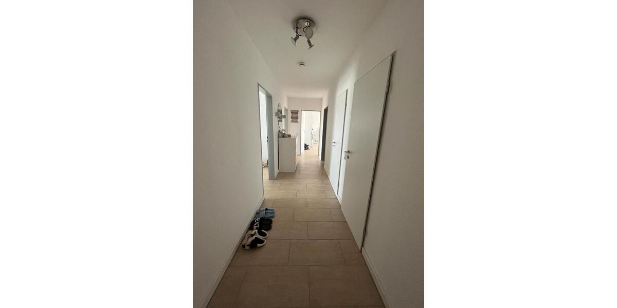 Etagenwohnung Kaufungen - 3 Zimmer, 86 m&sup2;, 1.032&euro; | Angebot:25323826