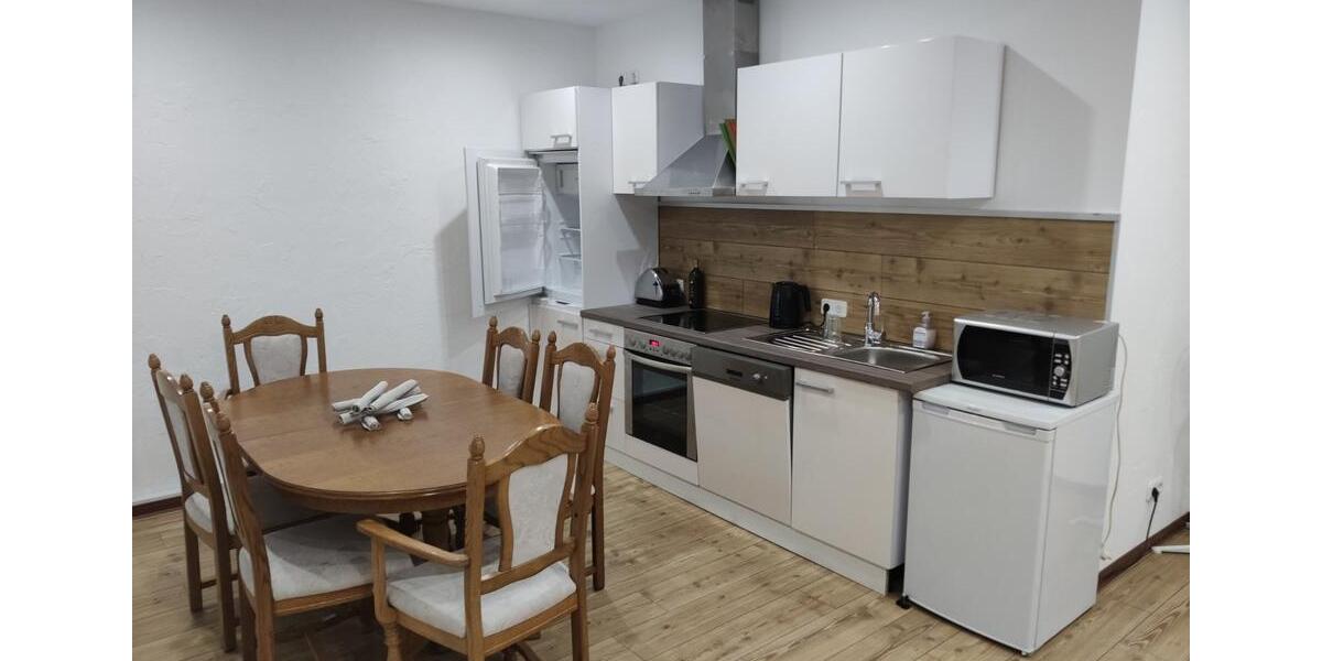 Wohnen auf Zeit Betzdorf - 5 Zimmer, 120 m&sup2;, 15&euro; | Angebot:10580337