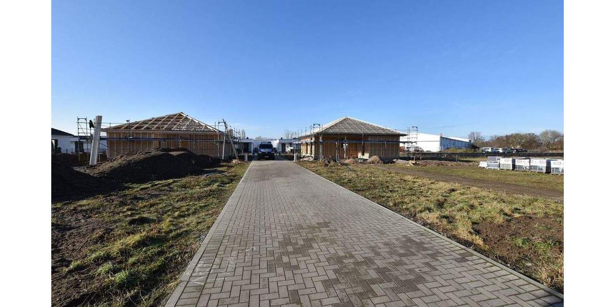 Bungalow Löbnitz - 4 Zimmer, 112 m&sup2;, 1.400&euro; | Angebot:25796562