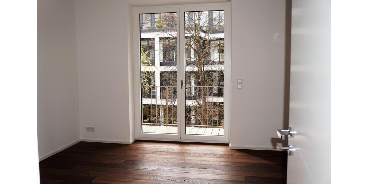 Etagenwohnung München Bogenhausen - 3 Zimmer, 90 m&sup2;, 3.100&euro; | Angebot:26698904