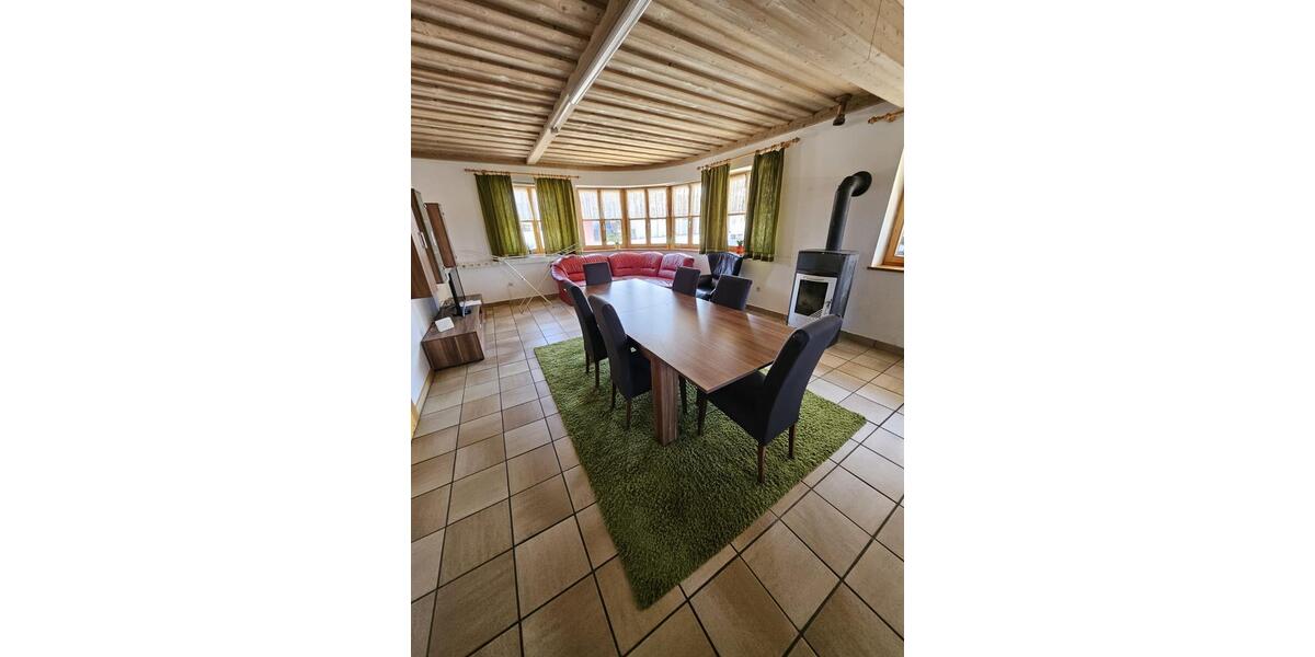 Einfamilienhaus Gangkofen - 4.5 Zimmer, 130 m&sup2;, 1.500&euro; | Angebot:25590858
