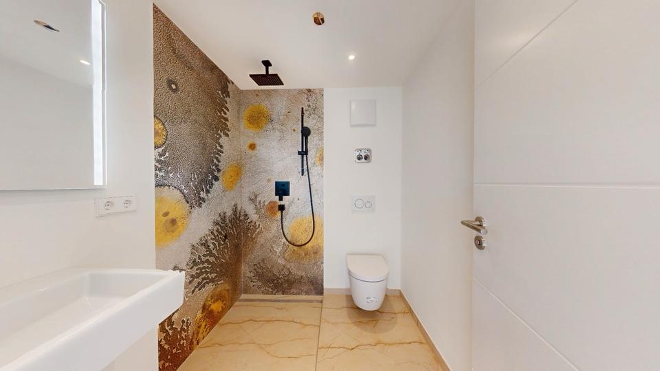 Dachgeschoßwohnung Weinstadt - 2.5 Zimmer, 60 m&sup2;, 1.190&euro; | Angebot:25812886