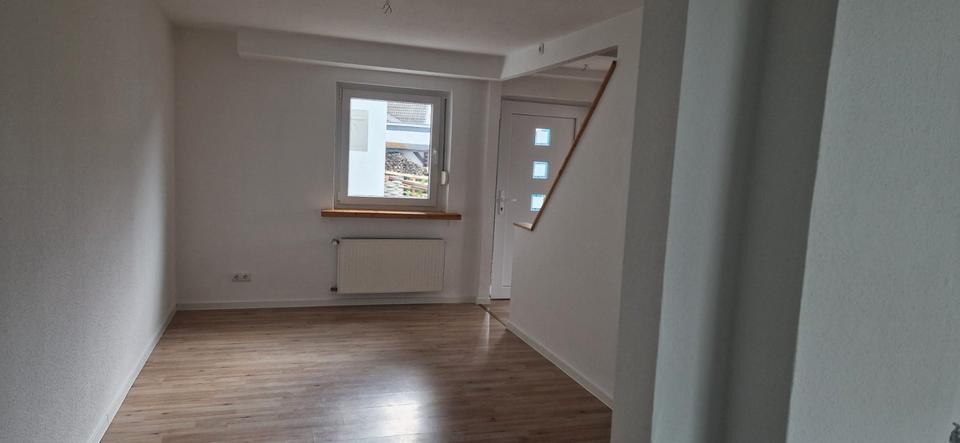 Etagenwohnung Koblenz Karthause - 3.5 Zimmer, 100 m&sup2;, 1.295&euro; | Angebot:26635141