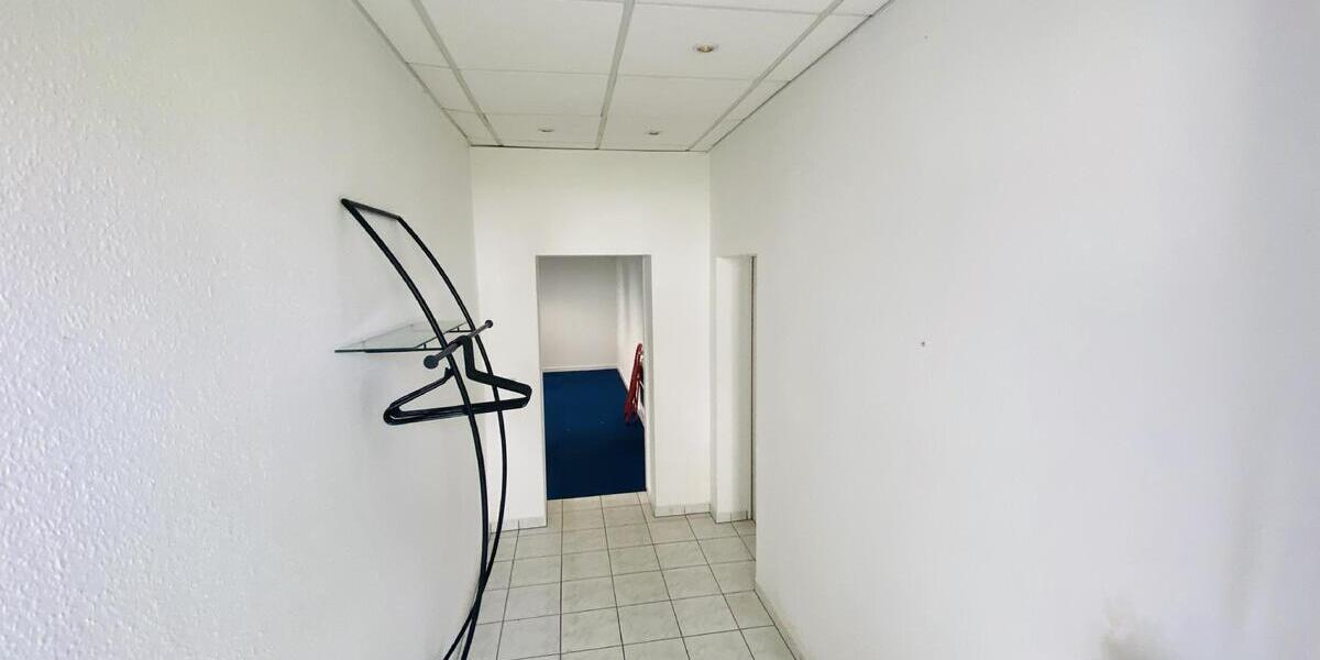 Gewerbefläche im Souterrain in historischer Villa Zentrumslage zu vermieten - Gewerbeobjekt Gera Ostviertel | Angebot:27341084