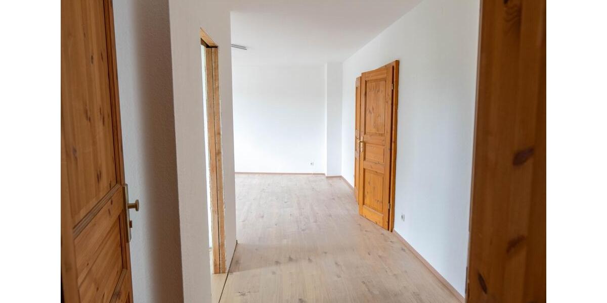 Etagenwohnung Forst (Lausitz) - 3 Zimmer, 68 m&sup2;, 475&euro; | Angebot:24676828