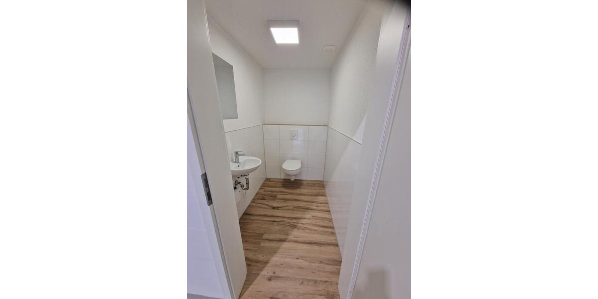 18 Lagereinheiten (M, L, XL) mit Büro in Oldenburg Tweelbäke zimmer