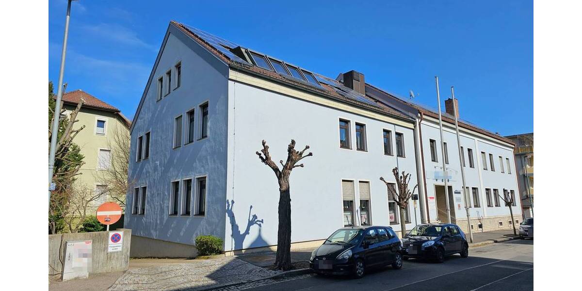 Gewerbeobjekt Kitzingen - 1 Zimmer, 374 m&sup2;, 2.500&euro; | Angebot:25748429