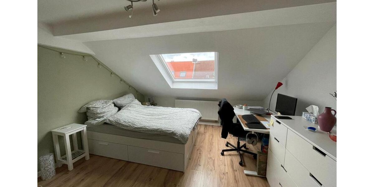 Dachgeschoßwohnung Hannover Südstadt - 3 Zimmer, 64 m&sup2;, 965&euro; | Angebot:24841315