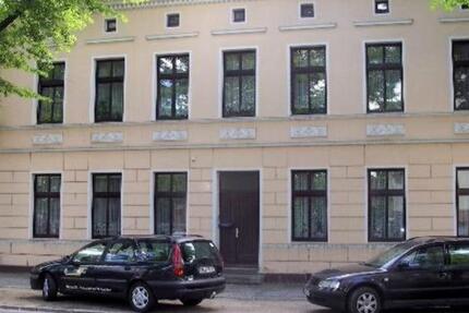 Wohnung Arneburg - 2 Zimmer, 66 m&sup2;, 365&euro; | Angebot:24692619