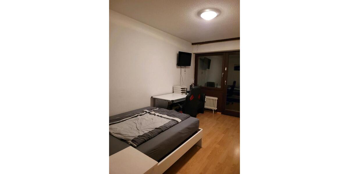 Erdgeschoßwohnung Freiburg im Breisgau Brühl - 1 Zimmer, 35 m&sup2;, 1.000&euro; | Angebot:24843291