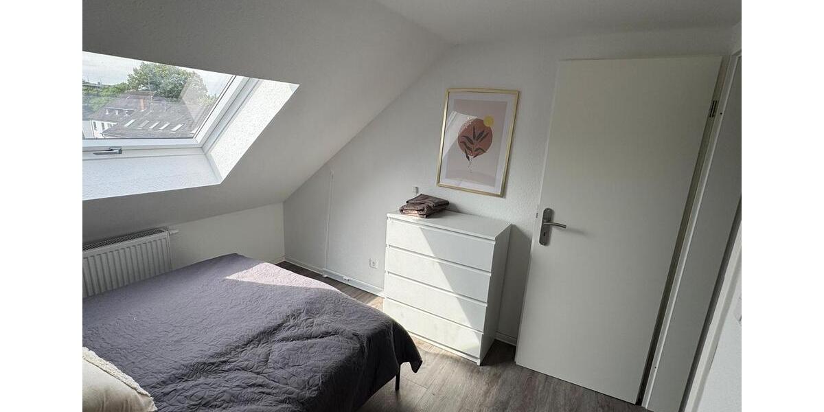 Dachgeschoßwohnung Gelsenkirchen Gelsenkirchen-Mitte - 2 Zimmer, 50 m&sup2;, 950&euro; | Angebot:24539741