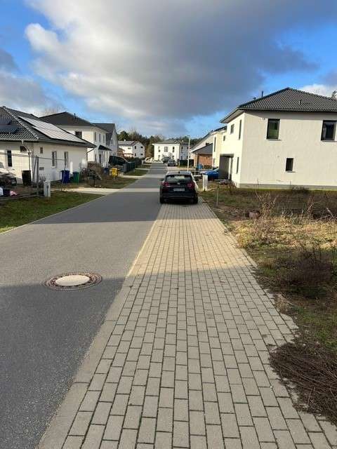 Haus zum Mieten in Zossen OT Wünsdorf 2.100 € 138 m² 4 zimmer