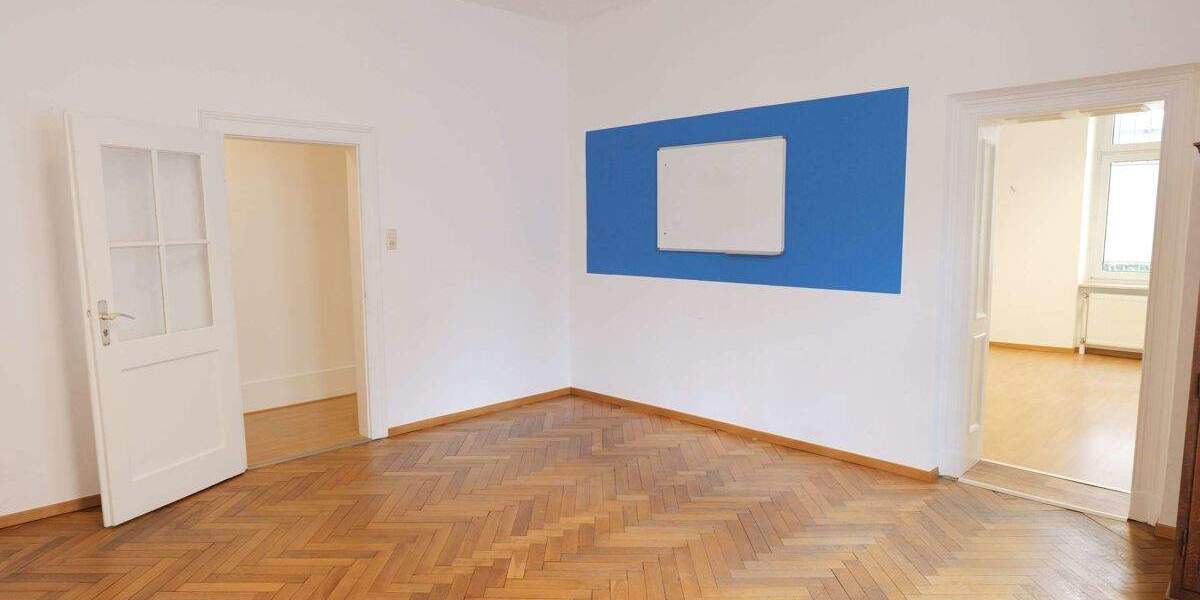 Großzügige Bürofläche in Aschaffenburgs Innenstadt - hell, stilvoll & sofort verfügbar 4 zimmer