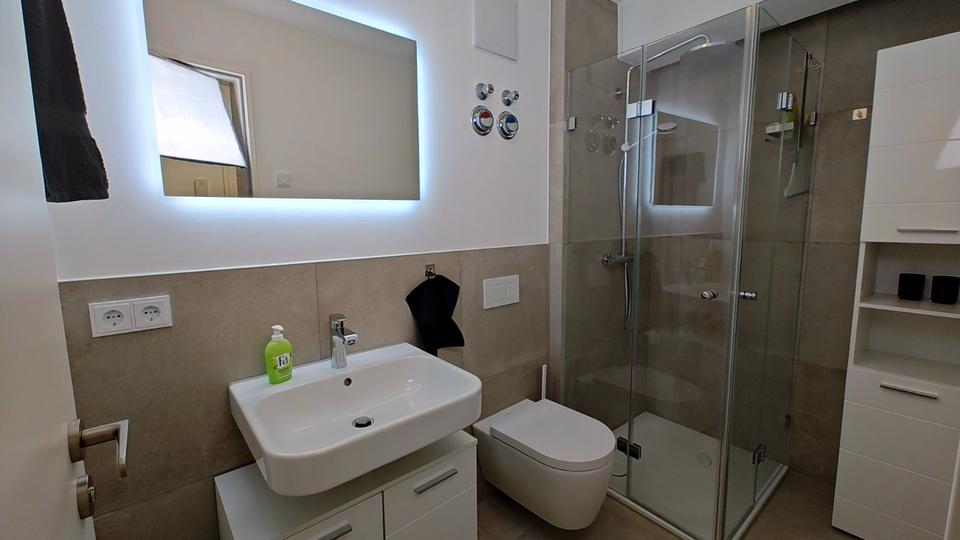 Erdgeschoßwohnung Reisbach Englmannsberg - 2 Zimmer, 52 m&sup2;, 1.500&euro; | Angebot:20841229