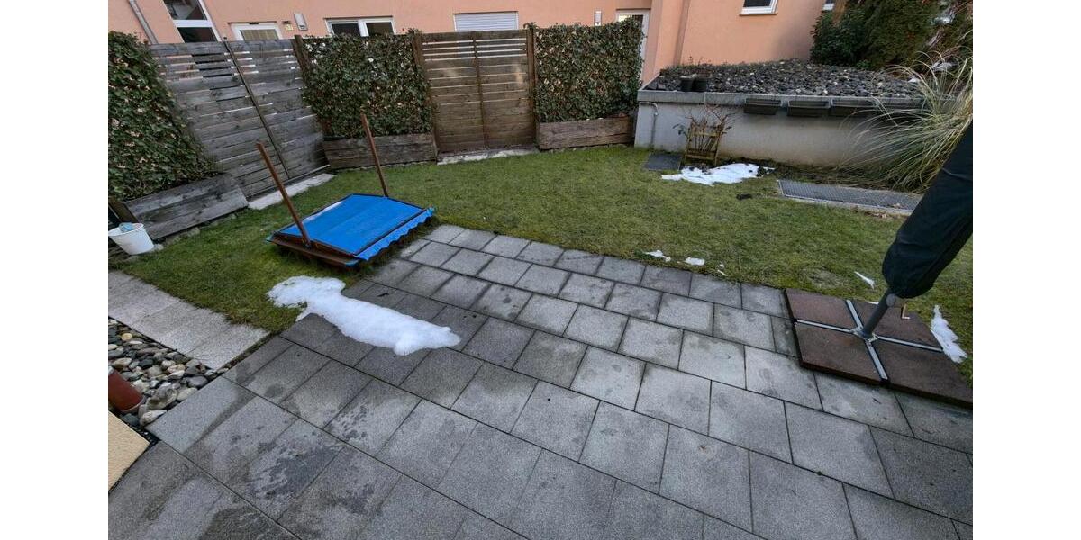 Erdgeschoßwohnung Backnang - 3.5 Zimmer, 78 m&sup2;, 1.100&euro; | Angebot:25178936