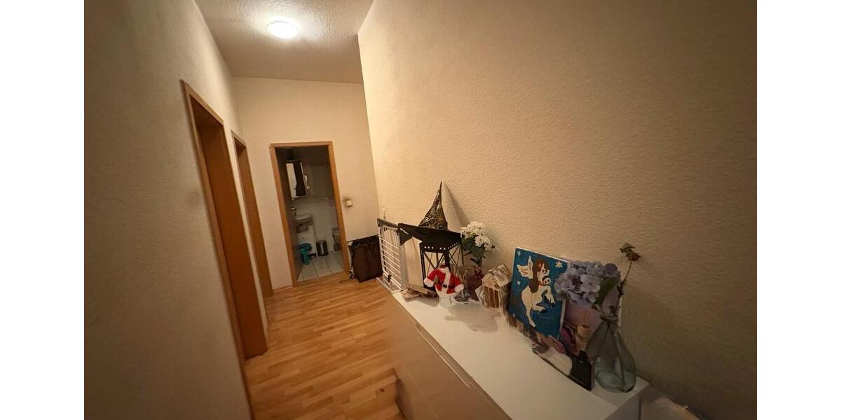 Perfekt für Familien: Geräumige 4-Raum Wohnung in Sudenburg 4 zimmer