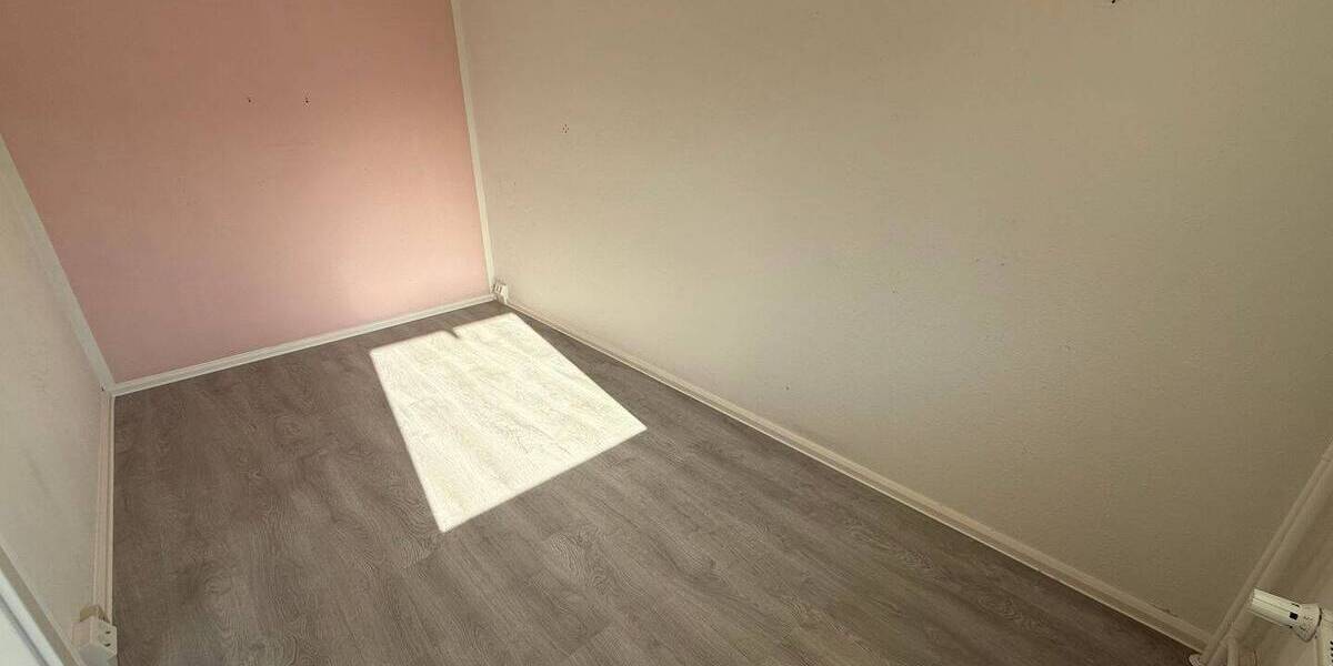 Etagenwohnung Chemnitz Kappel - 4 Zimmer, 90 m&sup2;, 450&euro; | Angebot:26751468