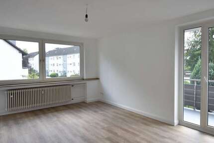 Wohnung Düsseldorf Vennhausen - 2 Zimmer, 62 m&sup2;, 935&euro; | Angebot:26884933