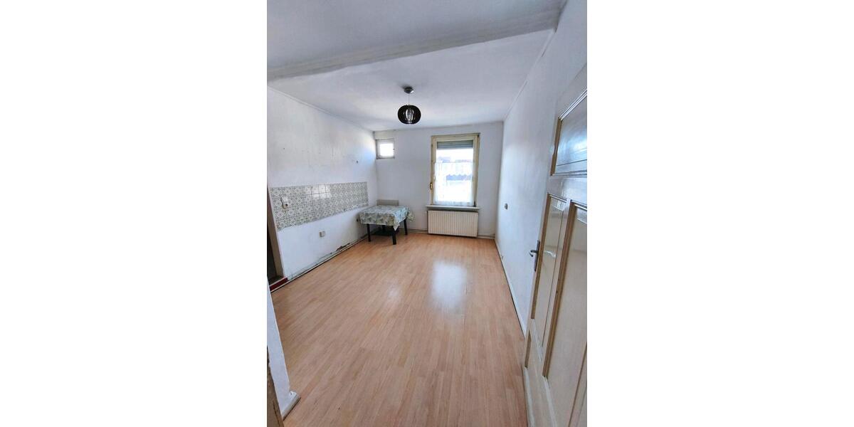 Dachgeschoßwohnung Hameln - 3.5 Zimmer, 78 m&sup2;, 450&euro; | Angebot:26399685