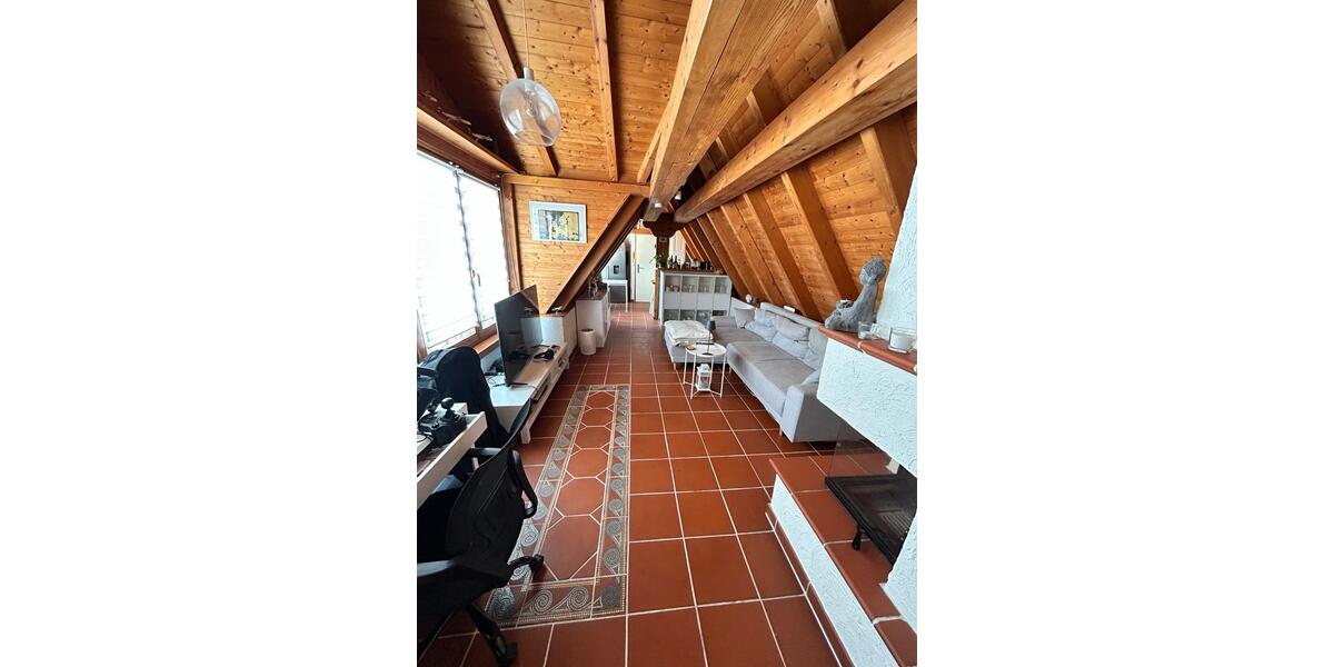 Landhaus-Flair Wohnung mit Fußbodenheizung, Kamin und Einbauküche 2 zimmer