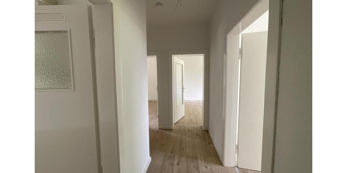 Etagenwohnung Wilhelmshaven Aldenburg - 3 Zimmer, 63 m&sup2;, 429&euro; | Angebot:26638052