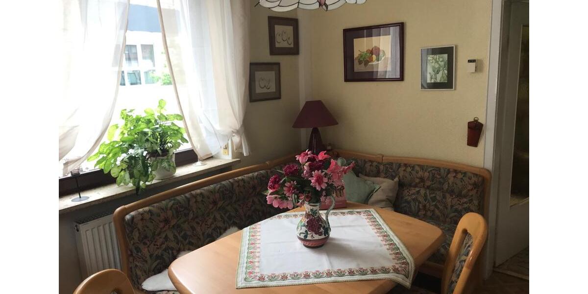 Günstige möblierte Wohnung für liebevolle Frau 2 zimmer