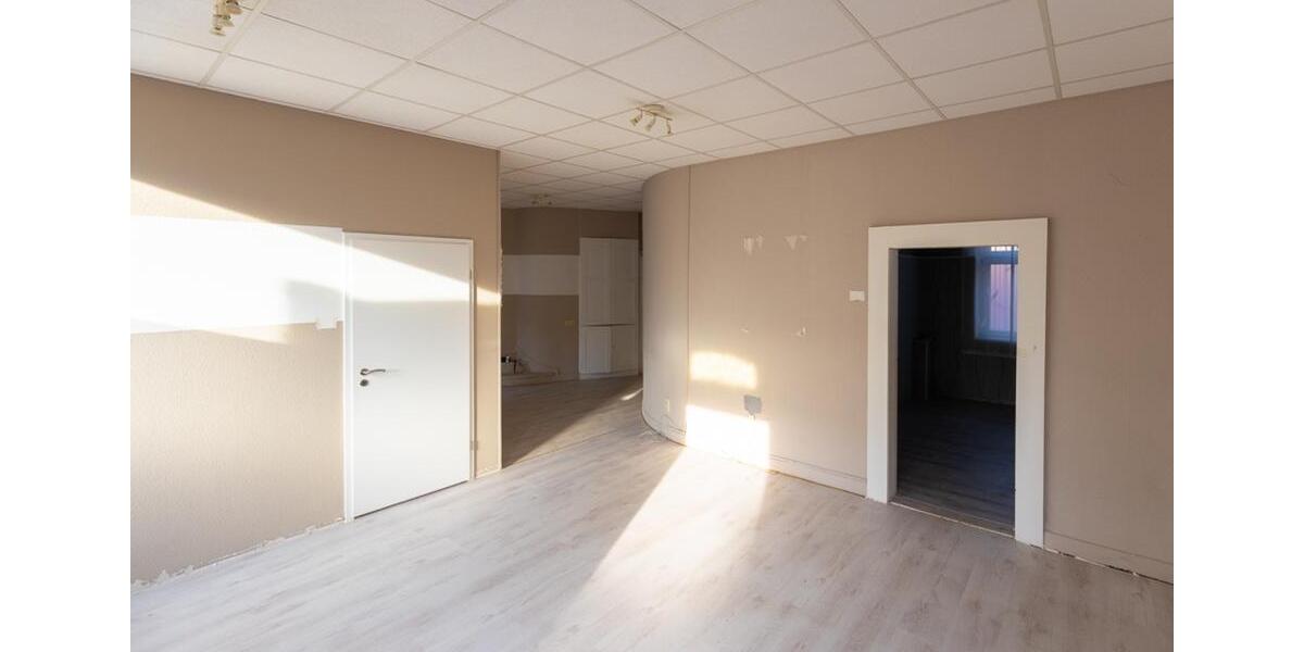 Gewerbeobjekt Bitterfeld-Wolfen Wolfen - 375&euro; | Angebot:23108645