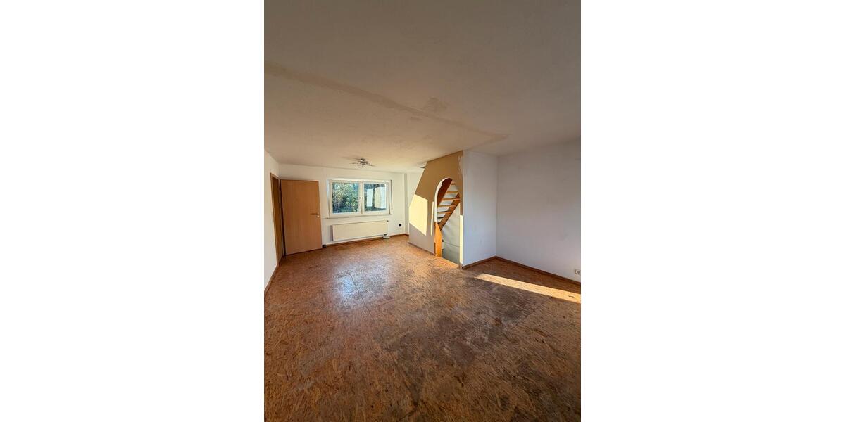 Etagenwohnung Nümbrecht - 3 Zimmer, 80 m&sup2;, 780&euro; | Angebot:26150885