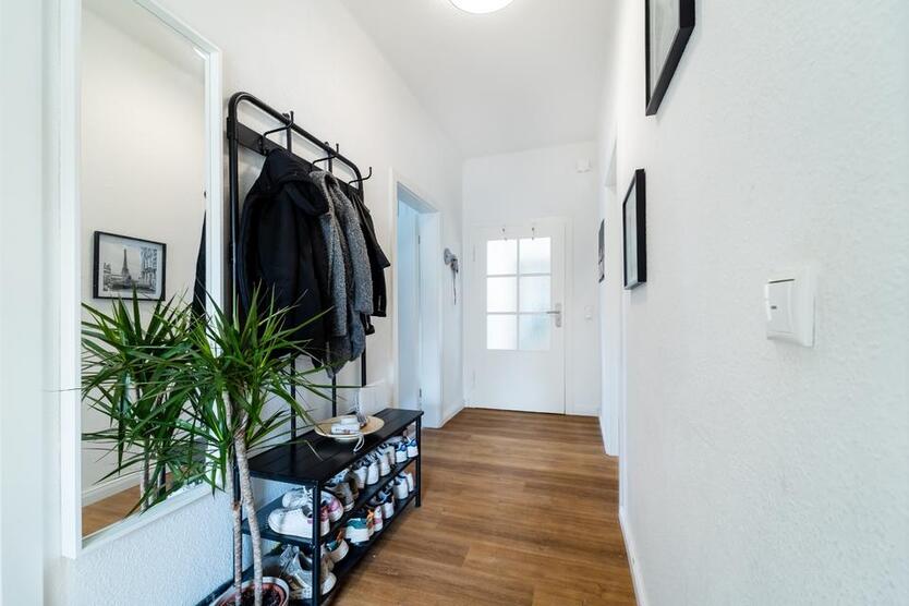 1 WG-Zimmer in 3er-WG zu vermieten
