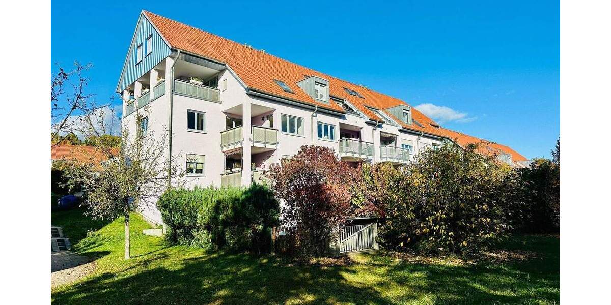 Erstbezug nach Sanierung - charmante 3-R-Gartenwohnung mit Terrasse und TG-Stellplatz 3 zimmer