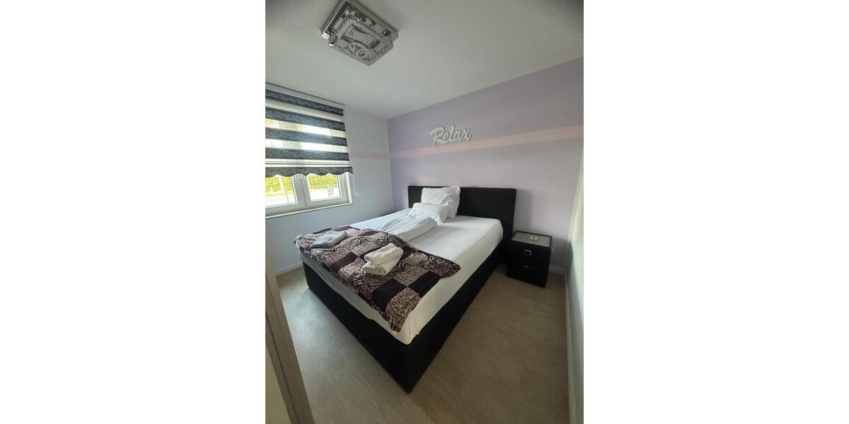 Erdgeschoßwohnung Berlin Neukölln - 2 Zimmer, 60 m&sup2;, 1.490&euro; | Angebot:25107602
