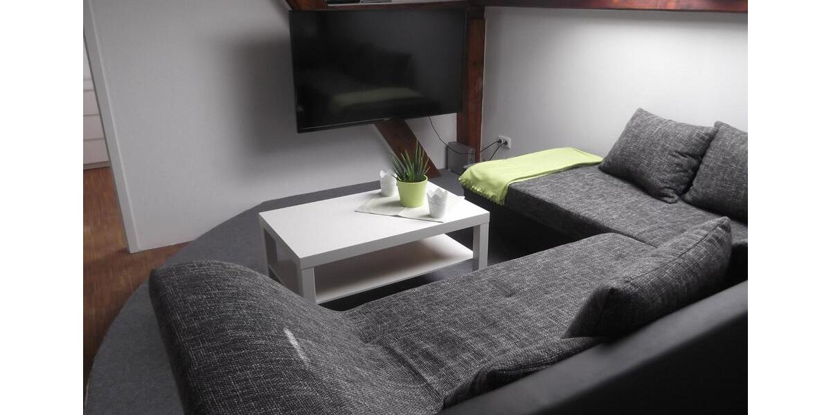 Dachgeschoßwohnung Ebensfeld - 3 Zimmer, 64 m&sup2;, 999&euro; | Angebot:25431632