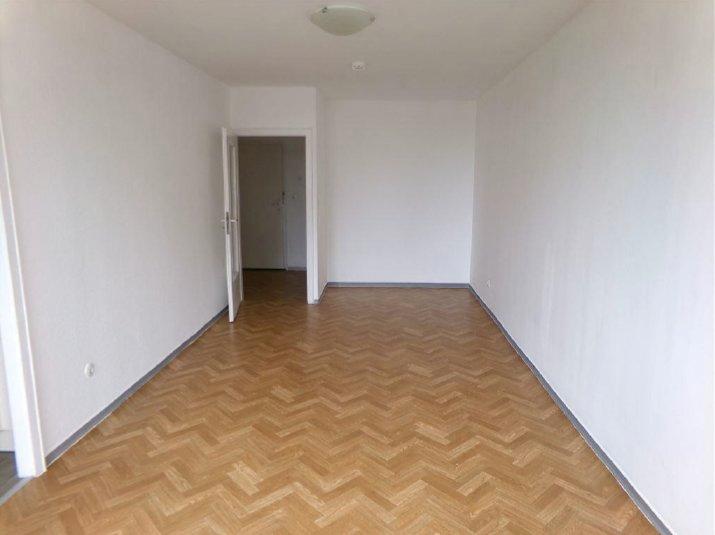 Etagenwohnung Celle - 1 Zimmer, 35 m&sup2;, 355&euro; | Angebot:26598470