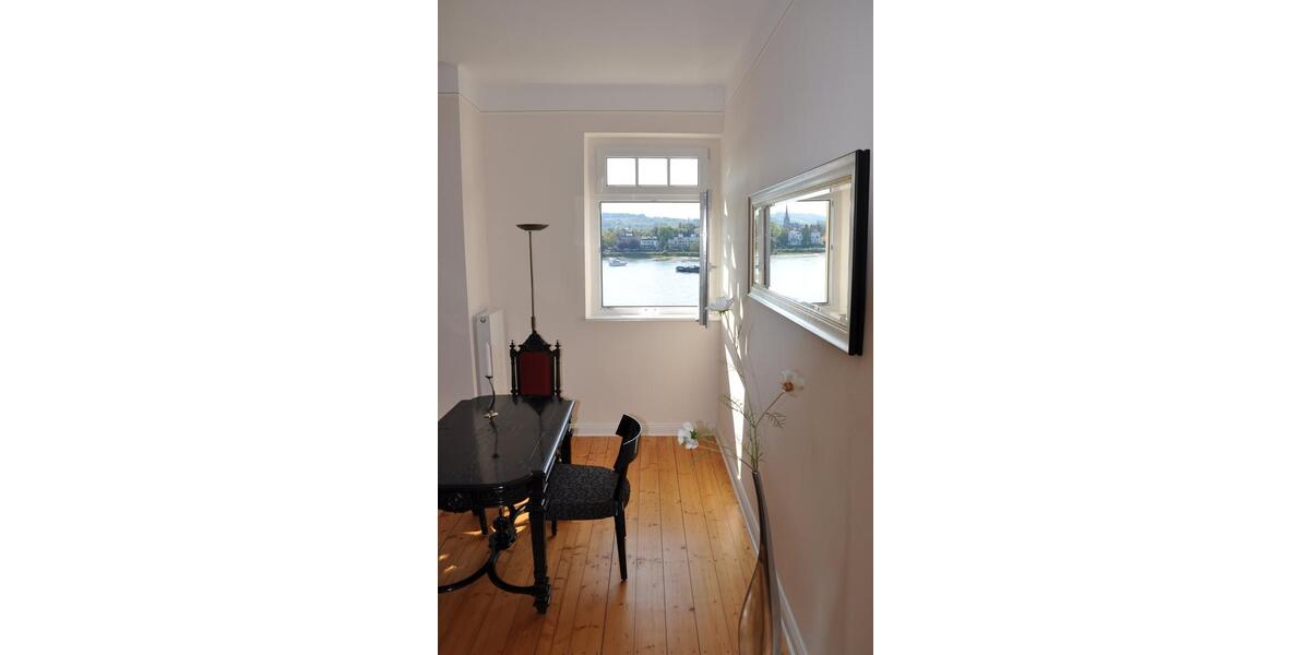 Wohnen auf Zeit Königswinter - 3 Zimmer, 68 m&sup2;, 1.350&euro; | Angebot:24641161