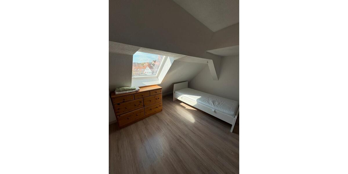 Etagenwohnung Oberderdingen - 2 Zimmer, 25 m&sup2;, 450&euro; | Angebot:26598335