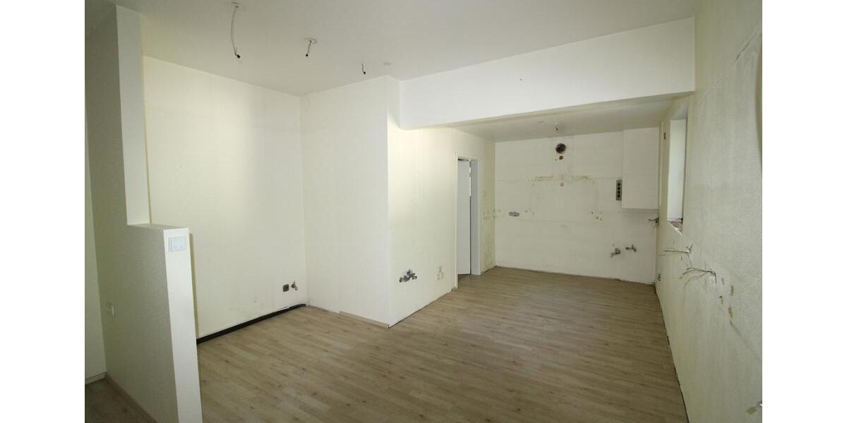 Einfamilienhaus Gunzenhausen - 8 Zimmer, 184 m&sup2;, 2.050&euro; | Angebot:24679181