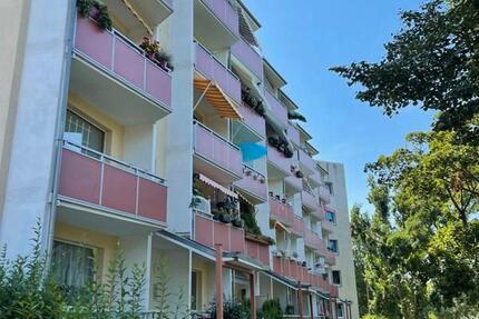 Rundum wohlfühlen: gemütliche 2-Zimmer-Wohnung mit Balkon