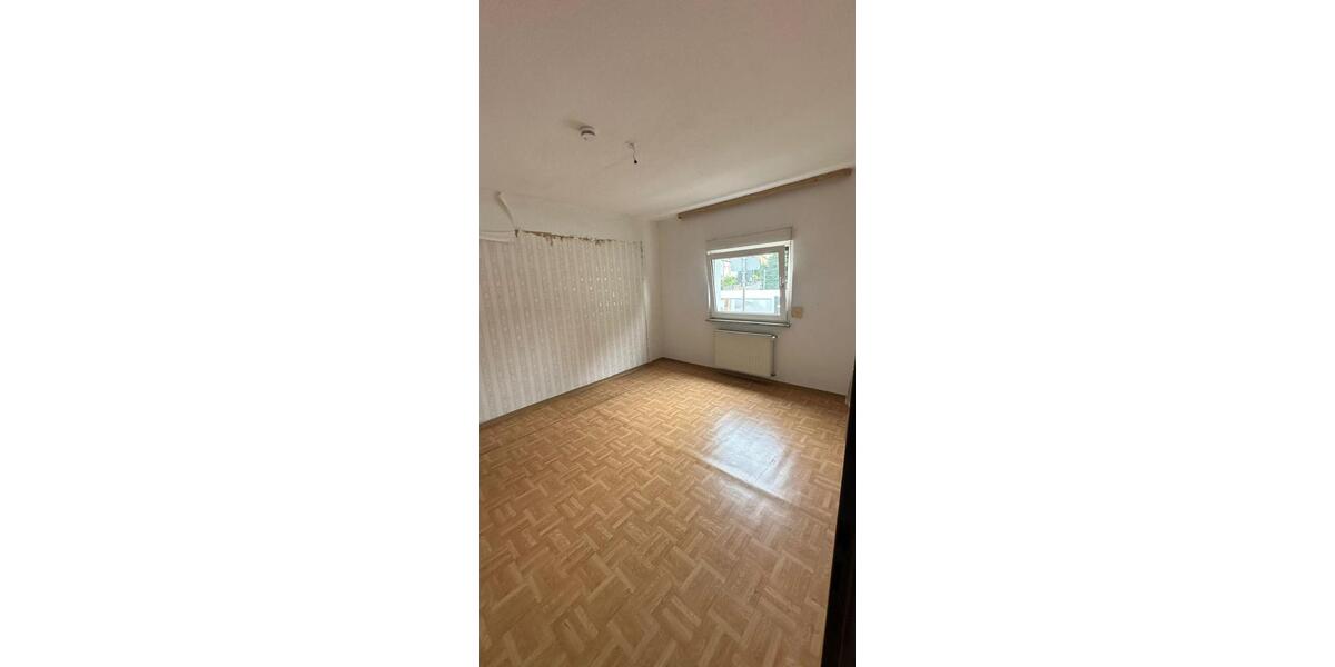 Erdgeschoßwohnung Kelsterbach - 3.5 Zimmer, 100 m&sup2;, 1.550&euro; | Angebot:24604258