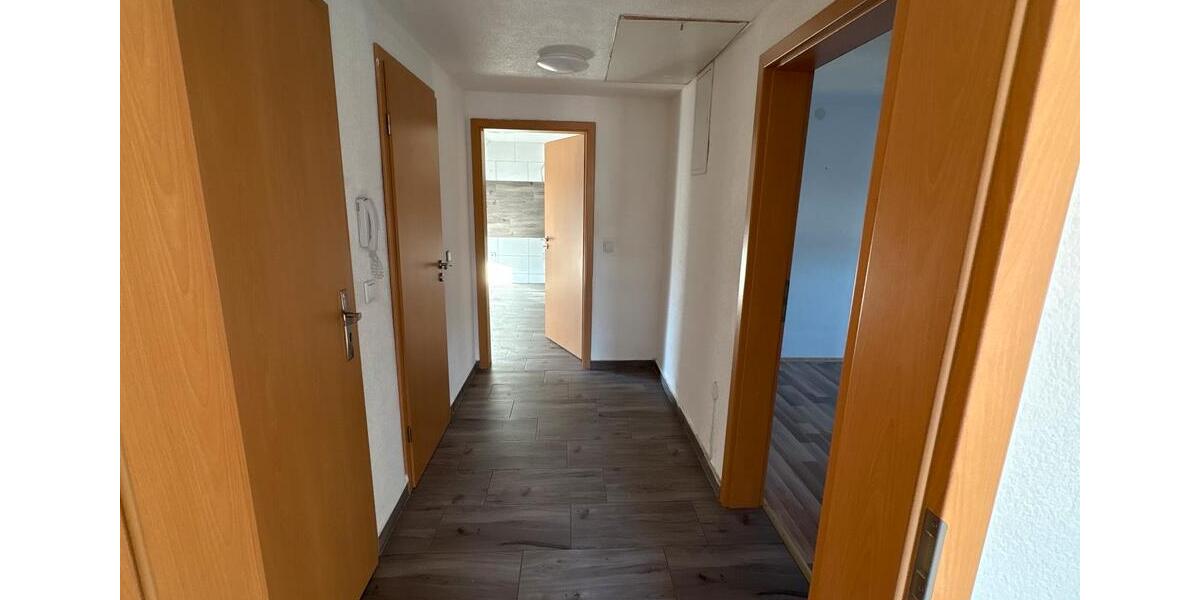 Wohnung zu Vermieten in Eisenberg 3ZKB 3 zimmer