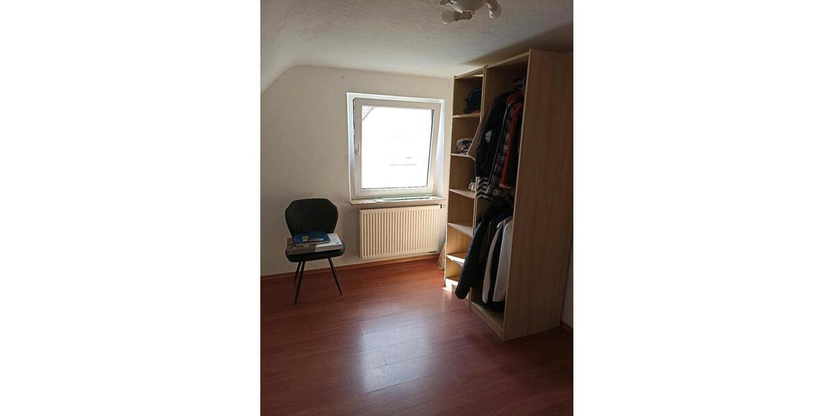 Dachgeschoßwohnung Crailsheim - 3 Zimmer, 78 m&sup2;, 1.000&euro; | Angebot:26041980