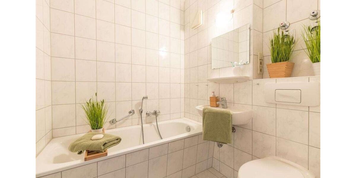 Etagenwohnung Reichenbach im Vogtland - 1 Zimmer, 35 m&sup2;, 130&euro; | Angebot:25918212