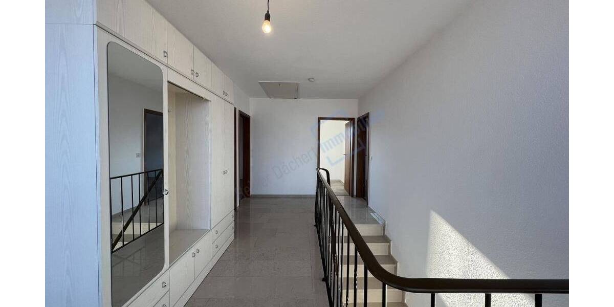 Etagenwohnung Darmstadt Eberstadt - 5 Zimmer, 142 m&sup2;, 1.195&euro; | Angebot:25983331