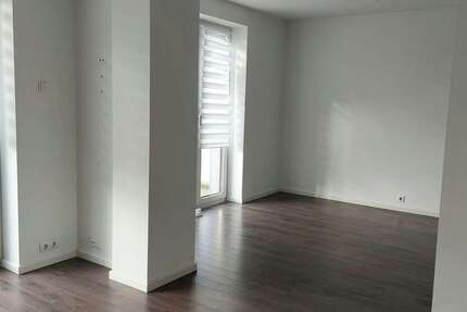 Wohnung zum Mieten in Zwickau 936,80 € 117.1 m² 4 zimmer