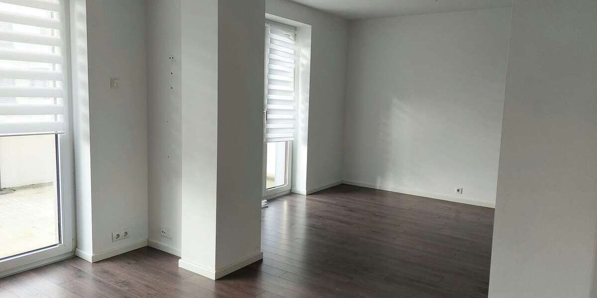 Wohnung zum Mieten in Zwickau 936,80 € 117.1 m² 4 zimmer