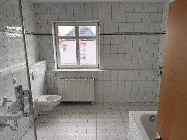 Etagenwohnung Coswig Kötitz - 2 Zimmer, 77 m&sup2;, 550&euro; | Angebot:25682488
