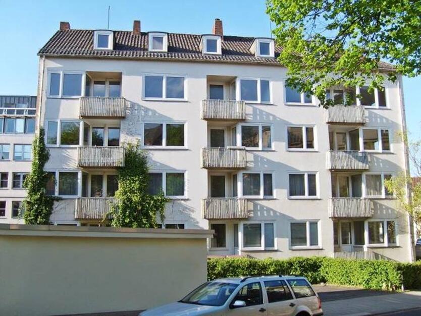 3-Zimmer-Küche-Bad-Balkon, Kassel Stadtmitte