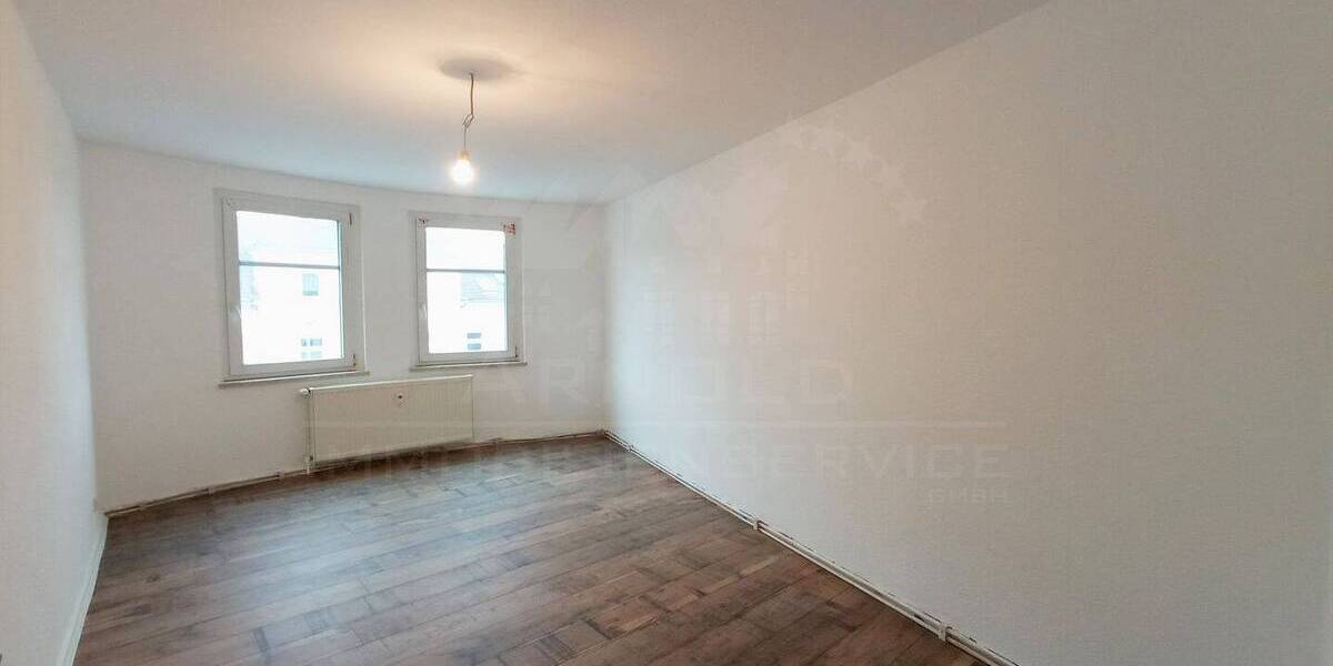Etagenwohnung Flöha - 4 Zimmer, 100 m&sup2;, 600&euro; | Angebot:26017667