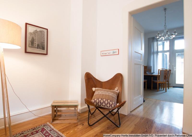 Liebevoll möblierte Wohnung mit 2 Balkonen für 2 - 12 Monate in der Wiehre 3 zimmer